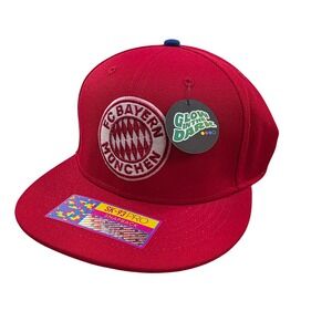 FC Bayern Munich Snapback Hat SK-93 Pro‎ Glow in the Dark Soccer Cap Red